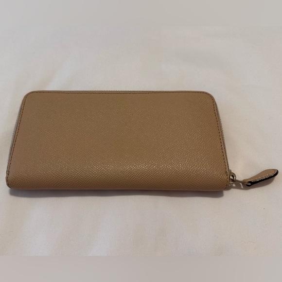 Coach Wallet - Picture 3 of 5